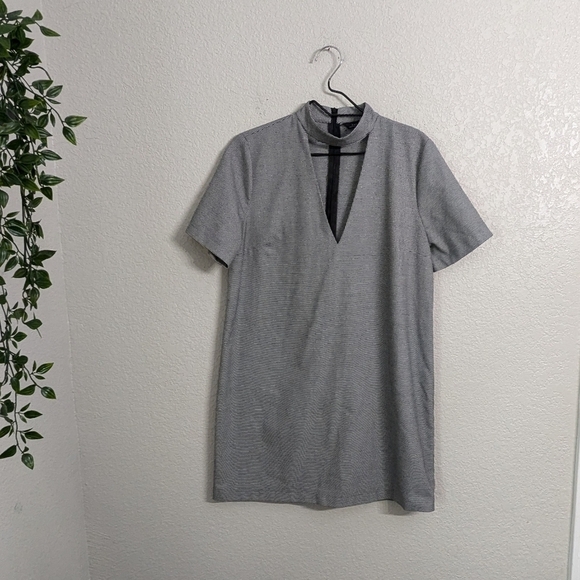 Zara Dress V-Neck Chocker Short Sleeve Mini Houndstooth Pattern Above Knee L - Picture 2 of 11